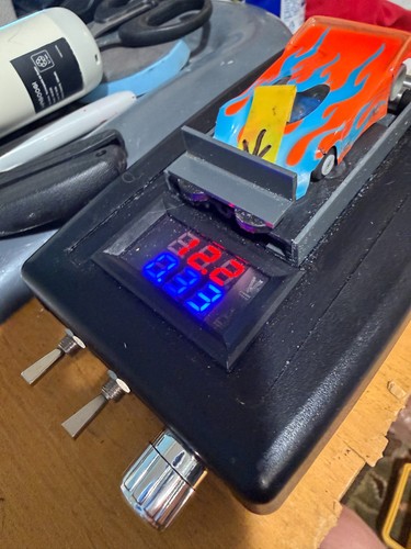 Slot car dyno with - car, draw